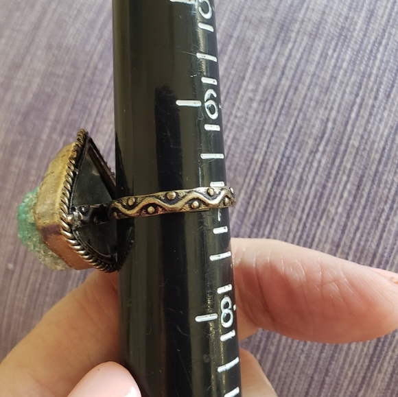 NWOT, Sz 7, Blue Druzy & Silver Ring, Asymmetric Setting, Artsy Design, Handmade - Picture 6 of 8